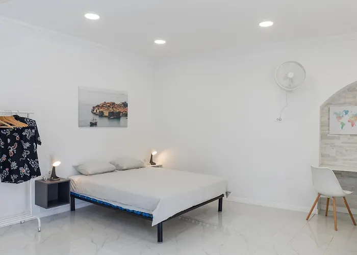 Sunny Palace Apartments