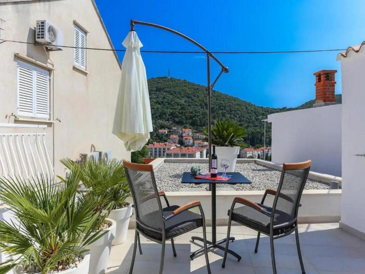 Sunny Palace Apartamento